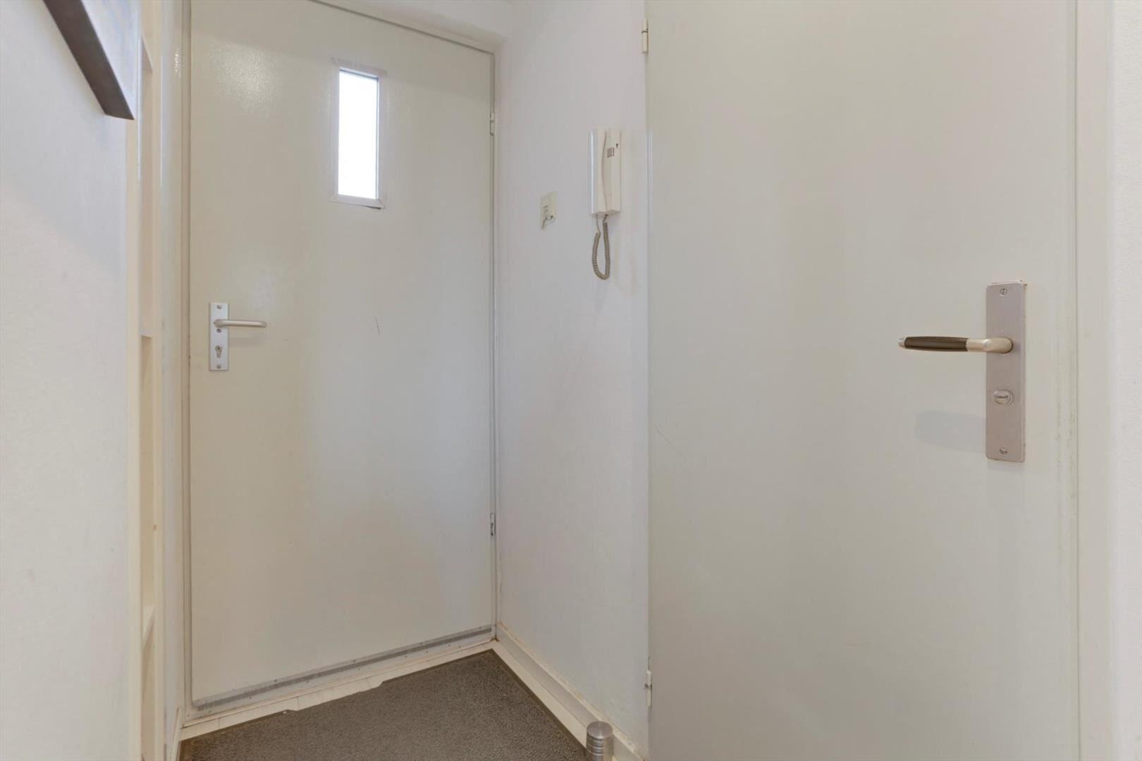 Valkenstraat 1C, Breda foto 2