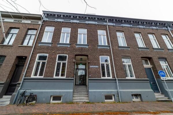 vrije-sector-woningen te huur op Godsweerdersingel