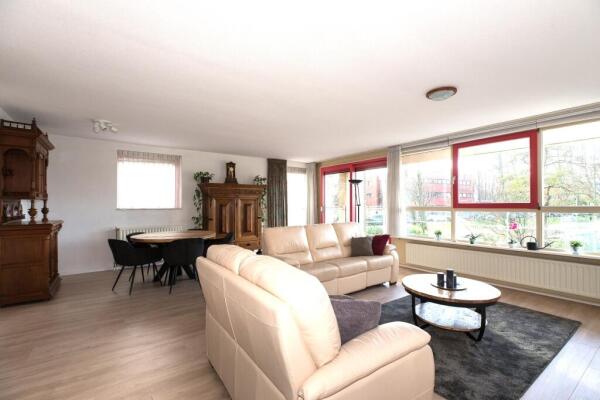 Donker Curtiusstraat Image 7