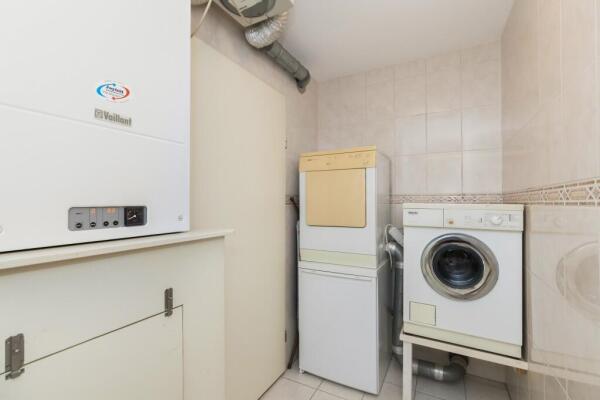 Leeoever Image 11