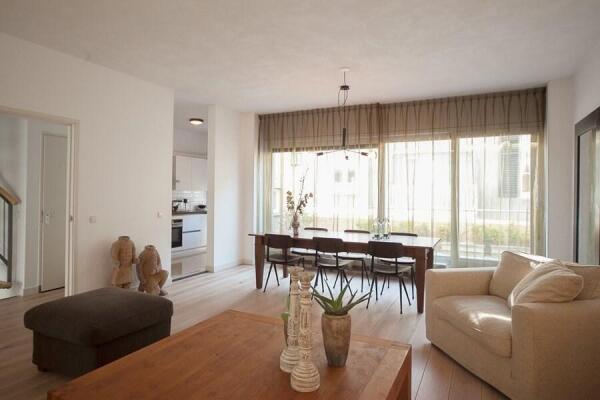 Laan van Roos en Doorn 14A Image 1