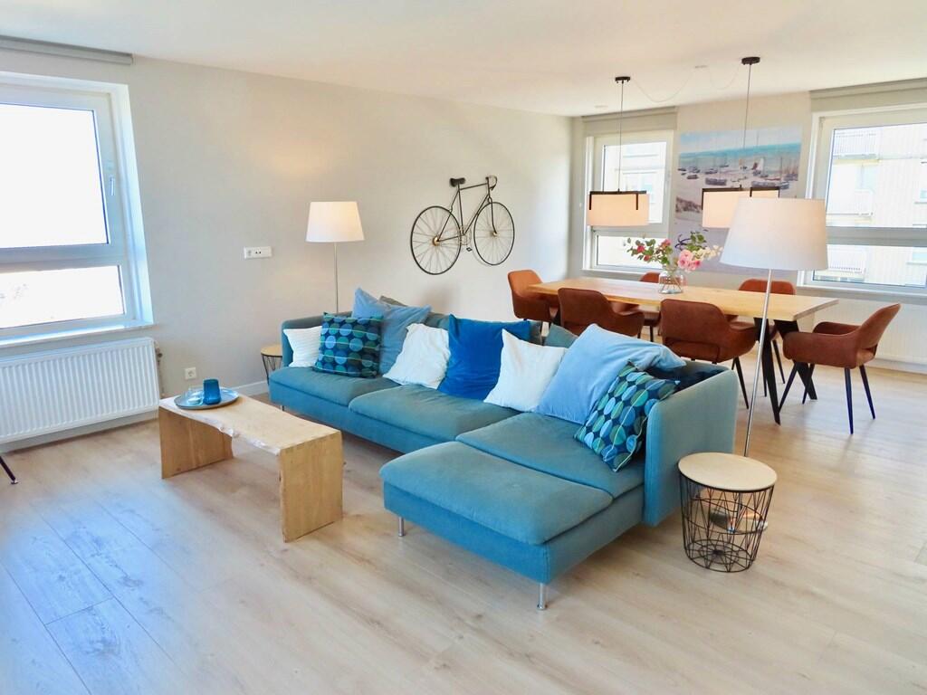 Gevers Deynootweg, Scheveningen