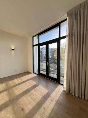 Van Vollenhovenstraat Image 2