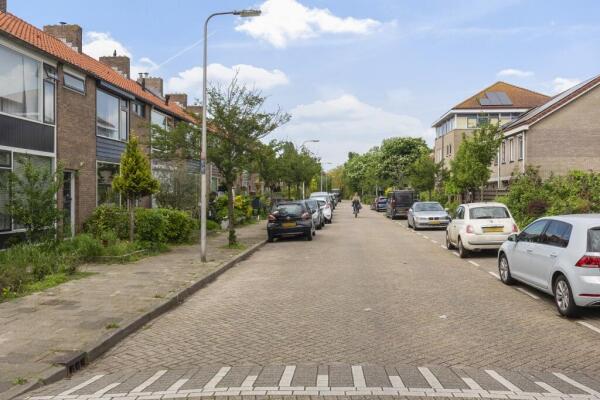 A.J. van Reststraat Image 35