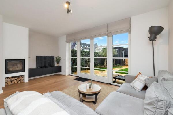 Laantje van Oversteegen Image 2