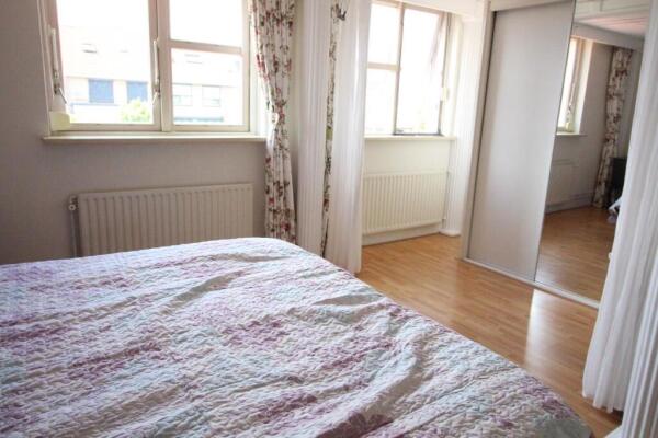 Marga Klompélaan Image 11