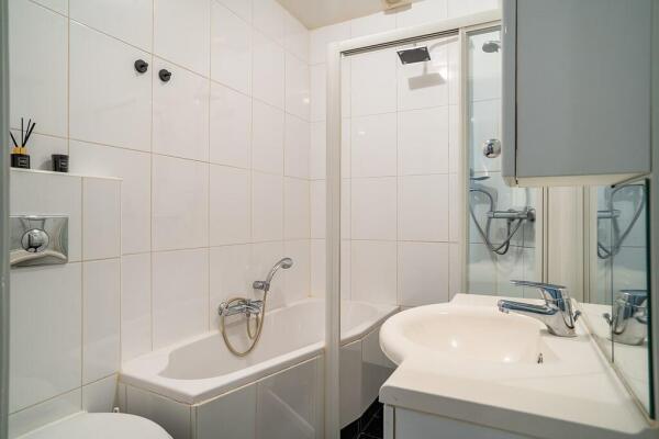 Davisstraat 28-H Image 13