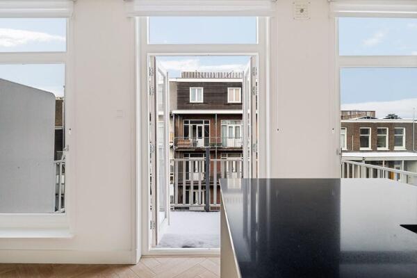 Eerste Helmersstraat 130D Image 8