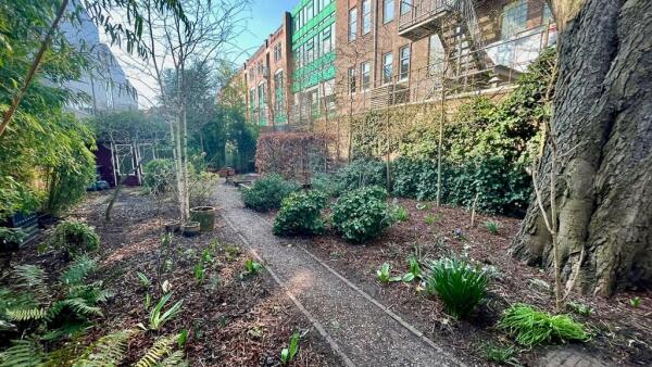 Lange Beestenmarkt Image 14