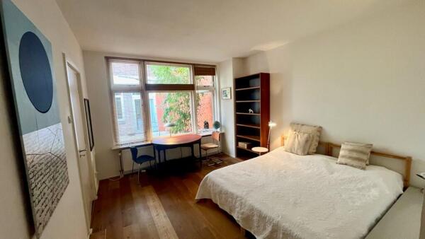 Lange Beestenmarkt Image 19