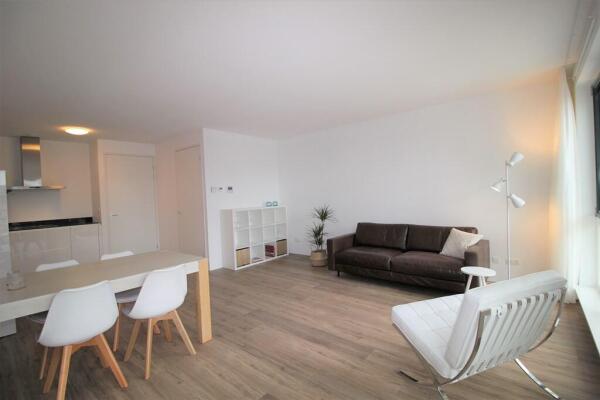 Memeleiland 96 Image 3