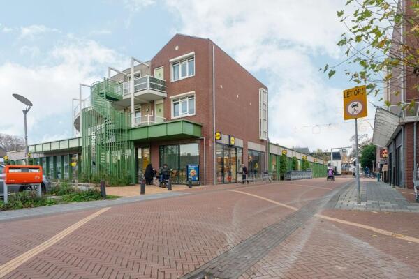 Dorpsplein Image 1