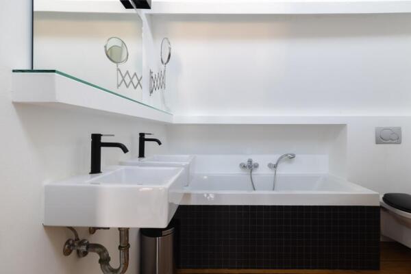 Sassenheimstraat Image 22