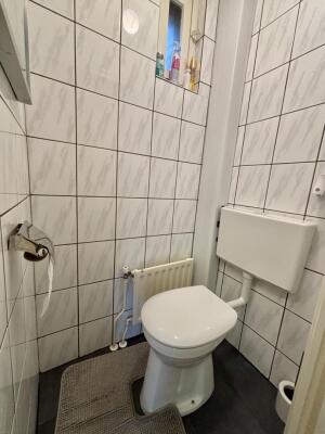James Ross-Straat Image 4
