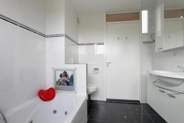 Keerkring Image 22