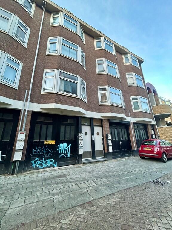 Gouvernestraat 119-02