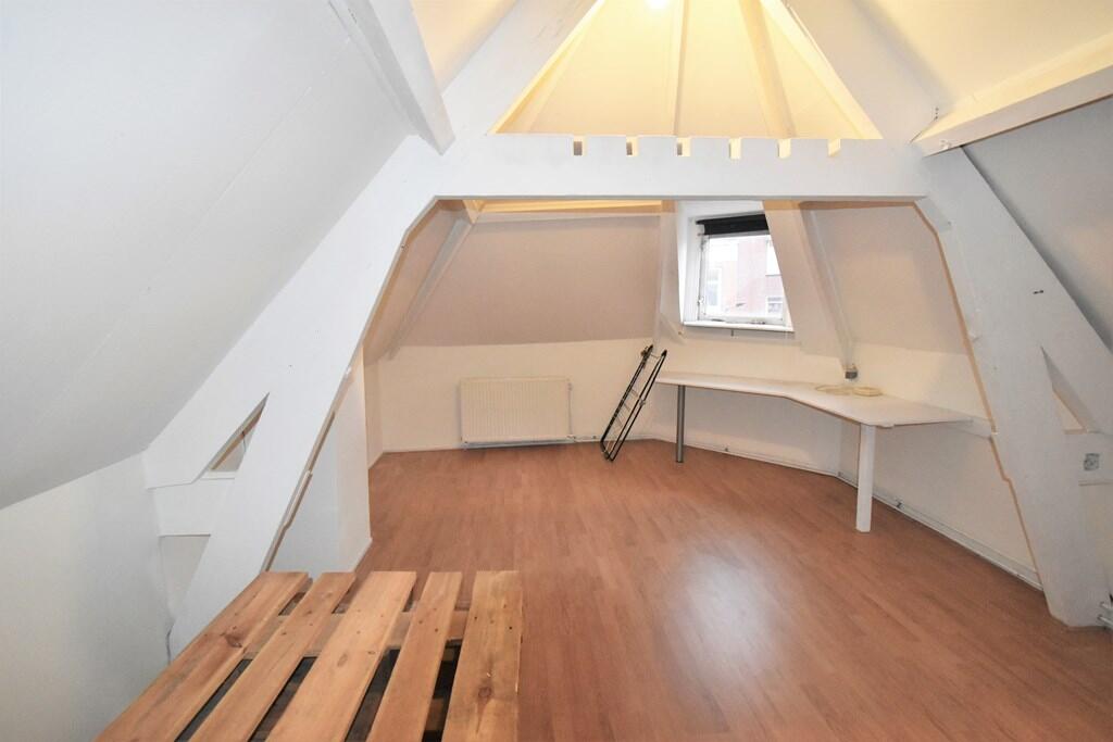 2e Pijnackerstraat 30