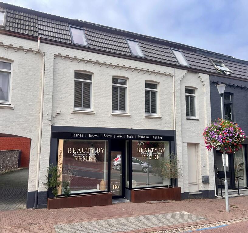 Dorpstraat 43